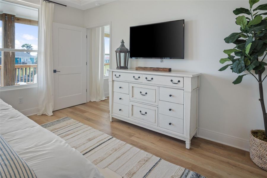 Furnished interior view inside a new home in , Crystal Beach (Image 28). Furnished interior view inside a new home in , Crystal Beach (Image 28).