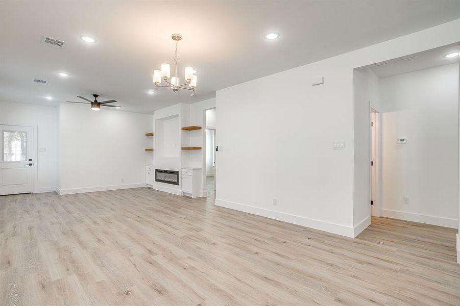 Spacious, unfurnished interior of a new home in , Fort Worth (Image 20).