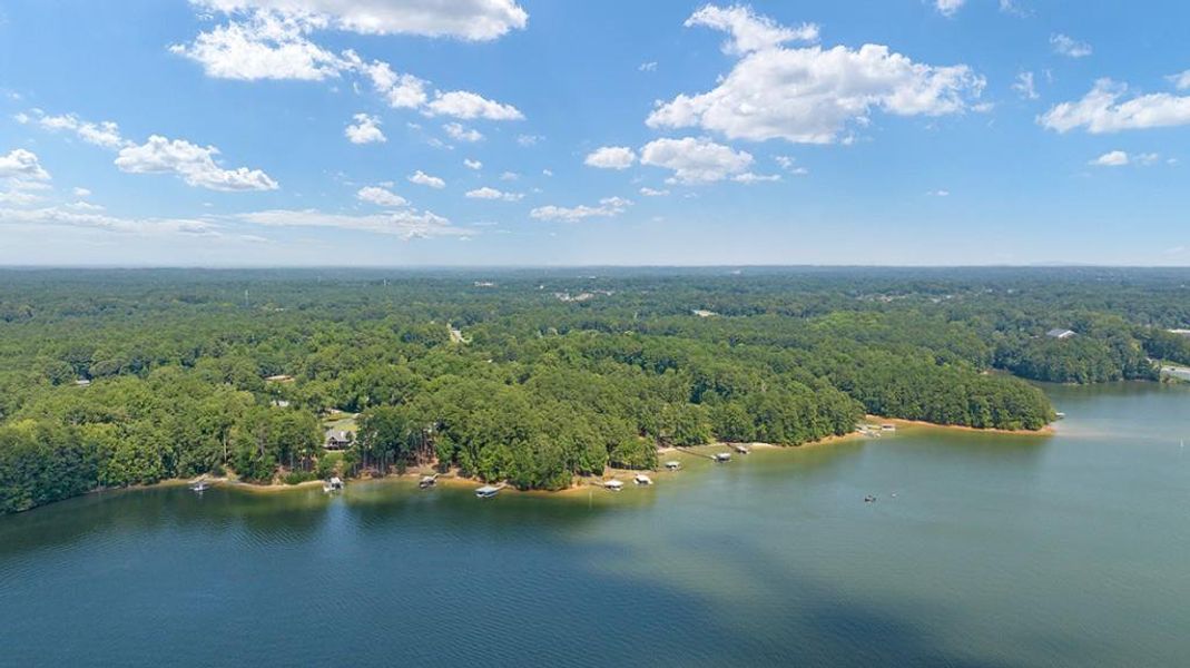 Natural landscape and outdoor views near Lost Creek in Dallas (Image 37).