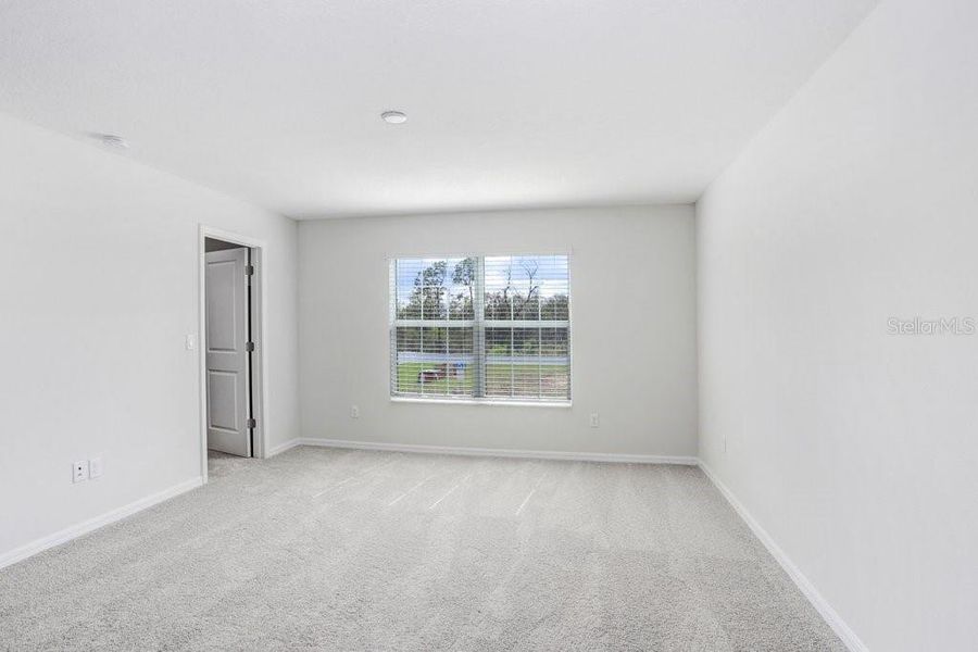 Big Primary Bedroom with Walk In Closet