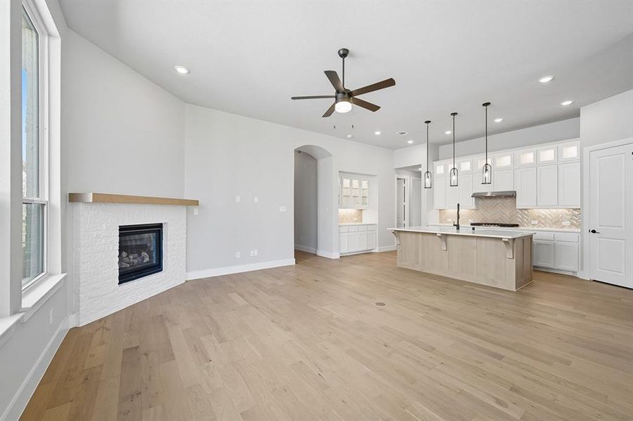 Spacious, unfurnished interior of a new home in Trinity Falls, McKinney (Image 23). Spacious, unfurnished interior of a new home in Trinity Falls, McKinney (Image 23).