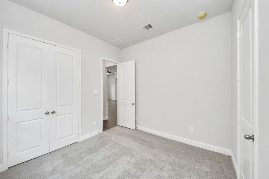 Spacious, unfurnished interior of a new home in ARTAVIA: Hilltop Collection, Conroe (Image 34). Spacious, unfurnished interior of a new home in ARTAVIA: Hilltop Collection, Conroe (Image 34).