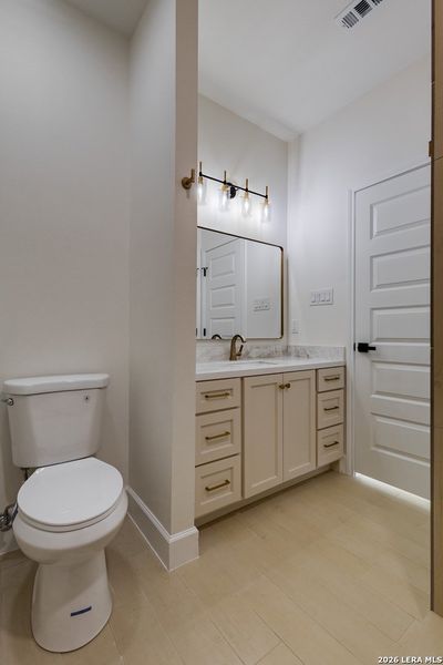 Furnished interior view inside a new home in , Eagle Pass (Image 5).