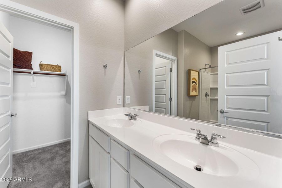 16-web-or-mls-DSC01190 16-web-or-mls-DSC01190