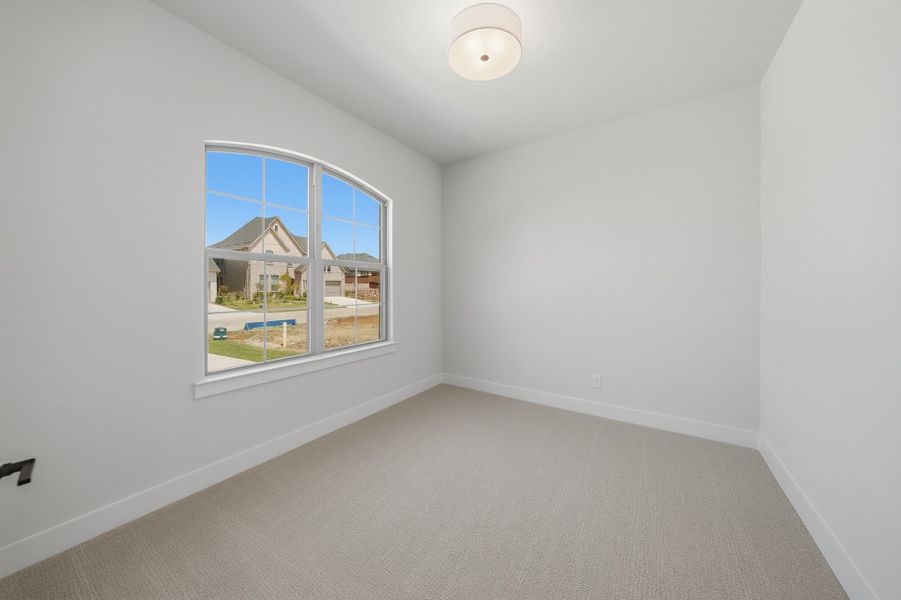 Spacious, unfurnished interior of a new home in Hillside Village, Celina (Image 29).