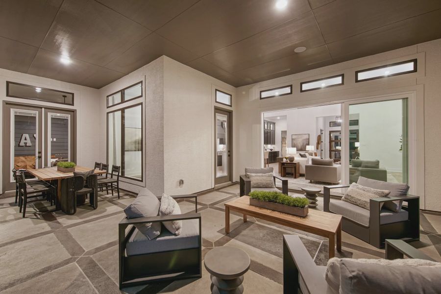 Representative furnished interior of a home built from the Kaylee by Chesmar Homes in Heimer Estates at Garden Ridge, Fulshear (Image 13).