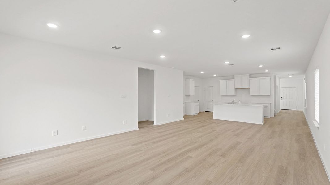 Spacious, unfurnished interior of a new home in Presswoods, Splendora (Image 12).
