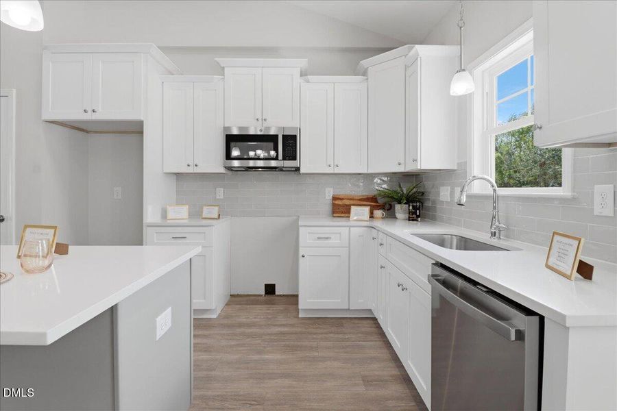 19-113 Sagewood Dr-19