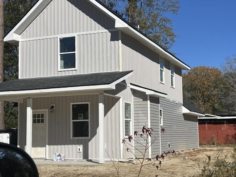 Exterior details and patio area of a home in , North Charleston (Image 2). Exterior details and patio area of a home in , North Charleston (Image 2).