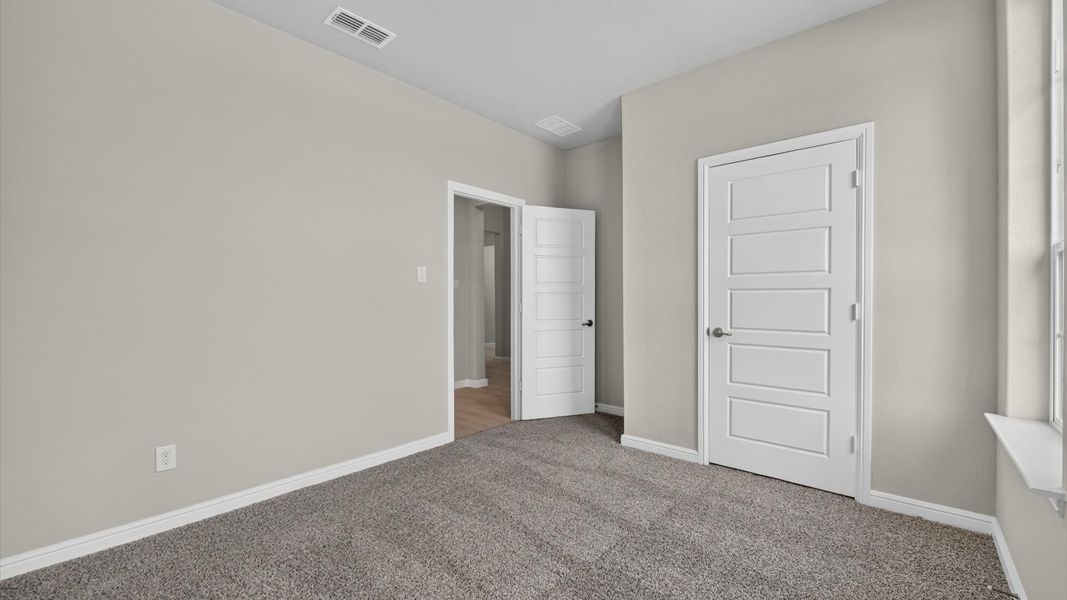 Representative unfurnished interior of a home built from the Crownpoint by D.R. Horton in Morningstar, Aledo (Image 25). Representative unfurnished interior of a home built from the Crownpoint by D.R. Horton in Morningstar, Aledo (Image 25).