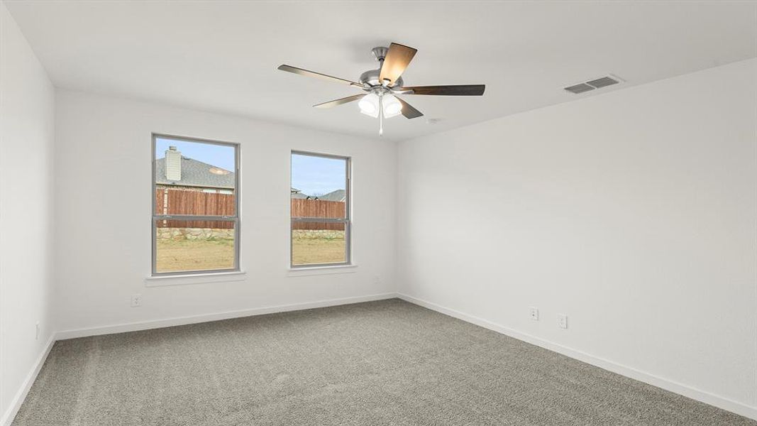 12. 1424 Elle - Primary