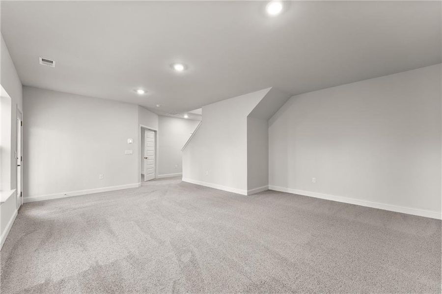 Spacious, unfurnished interior of a new home in Magnolia Villas, Cornelia (Image 14).