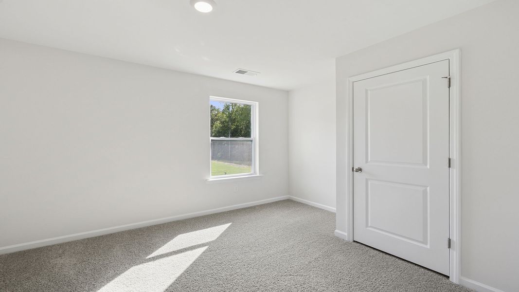 Spacious, unfurnished interior of a new home in Durbin Meadows, Fountain Inn (Image 19). Spacious, unfurnished interior of a new home in Durbin Meadows, Fountain Inn (Image 19).
