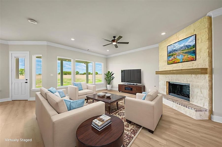 Furnished interior view inside a new home in Rocky Top, Krum (Image 7).