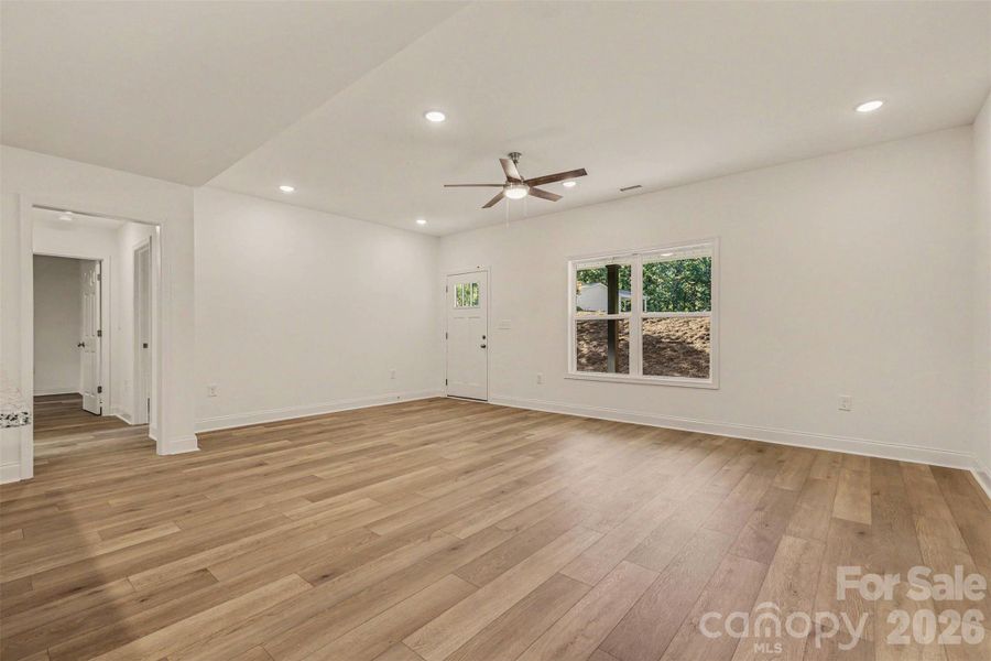 Spacious, unfurnished interior of a new home in , Blacksburg (Image 17).