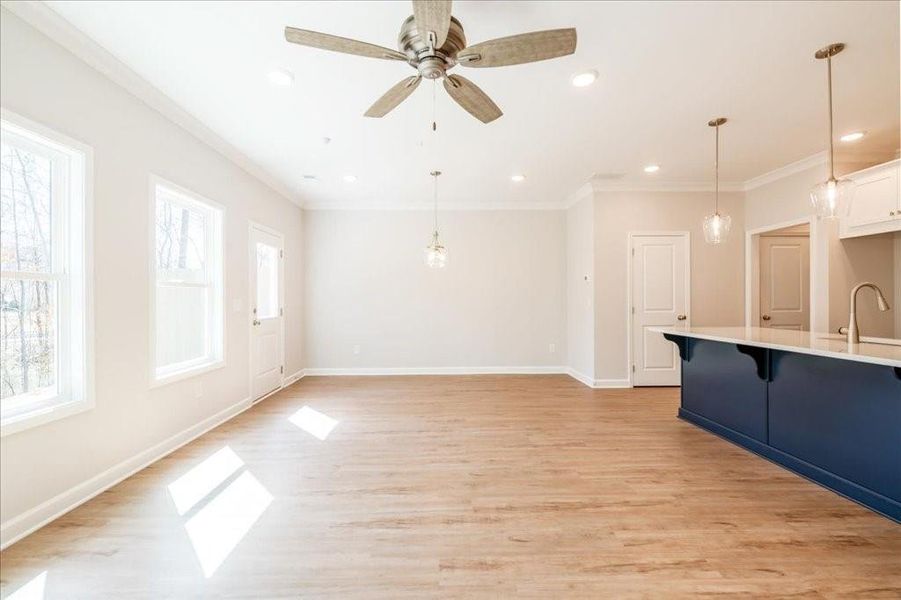 Spacious, unfurnished interior of a new home in Cherokee Township, Acworth (Image 24).