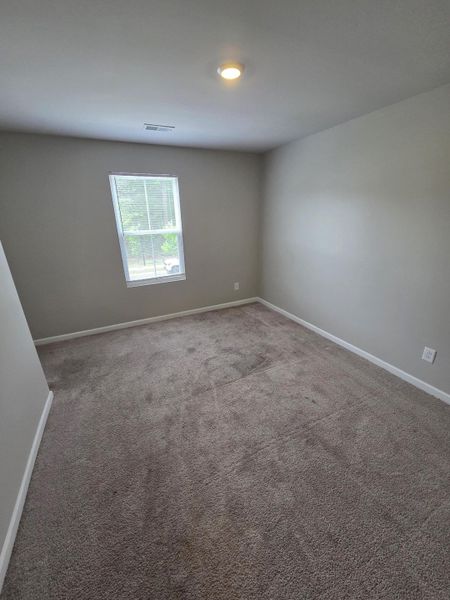 Spacious, unfurnished interior of a new home in , Charleston (Image 12).