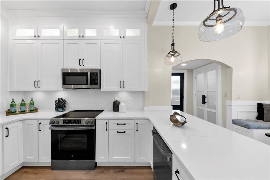 Furnished interior view inside a new home in , Atlanta (Image 12).