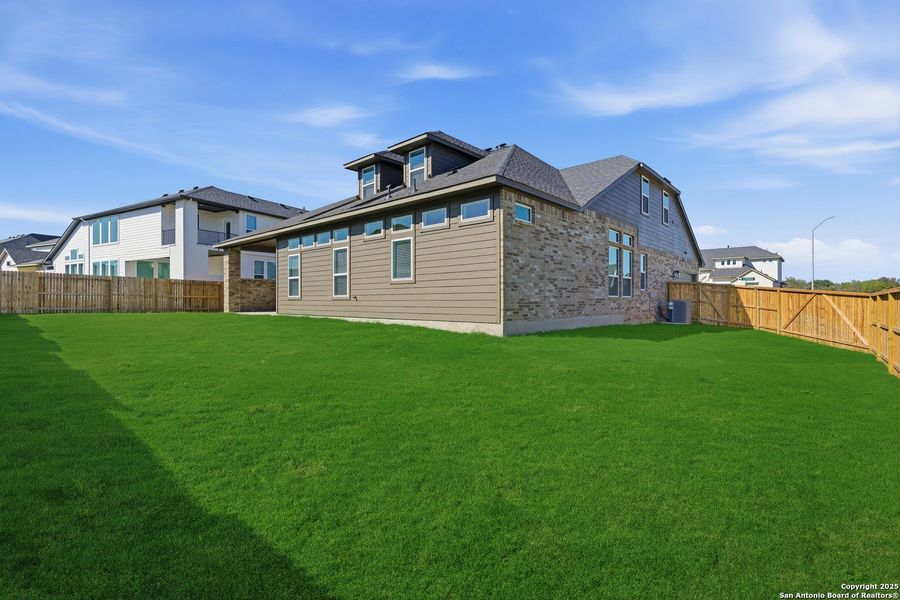 Exterior details and patio area of a home in Mesa Western, Cibolo (Image 24).