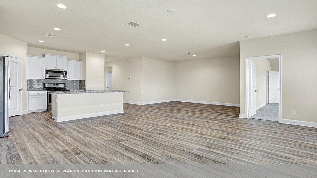 Spacious, unfurnished interior of a new home in Carillon, Manor (Image 7). Spacious, unfurnished interior of a new home in Carillon, Manor (Image 7).
