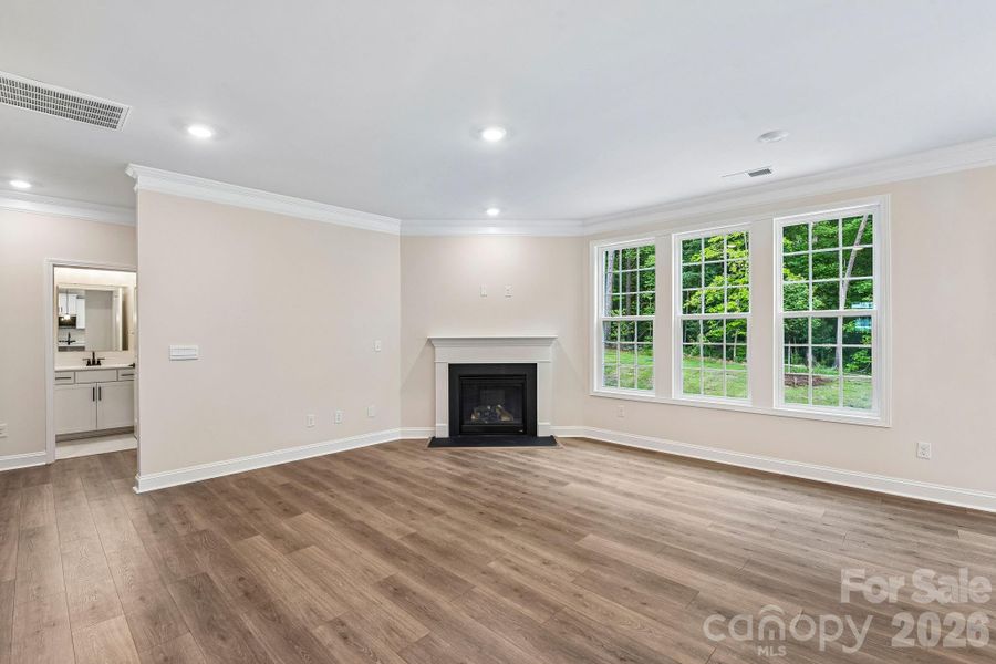 Spacious, unfurnished interior of a new home in Falls Cove, Troutman (Image 25). Spacious, unfurnished interior of a new home in Falls Cove, Troutman (Image 25).