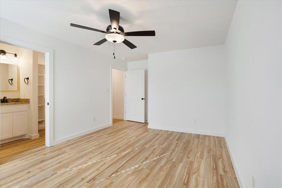 Spacious, unfurnished interior of a new home in Miller Street Cottages, Denison (Image 17).