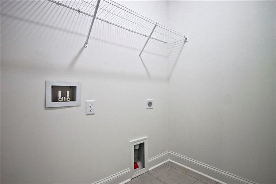 Spacious, unfurnished interior of a new home in Clark Farms, Flowery Branch (Image 18). Spacious, unfurnished interior of a new home in Clark Farms, Flowery Branch (Image 18).