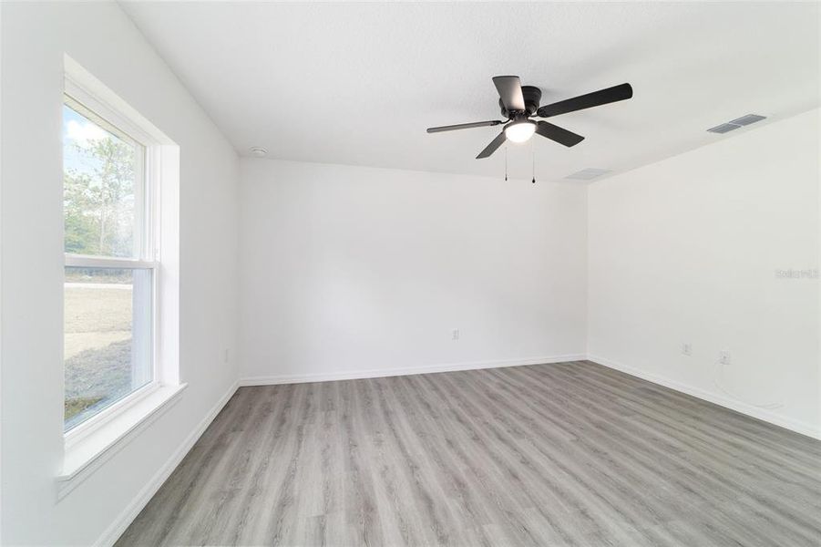 Spacious, unfurnished interior of a new home in , Dunnellon (Image 20). Spacious, unfurnished interior of a new home in , Dunnellon (Image 20).