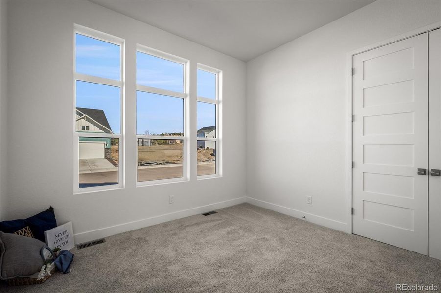 Spacious, unfurnished interior of a new home in Cloverleaf - Pinnacle Collection, Monument (Image 36).