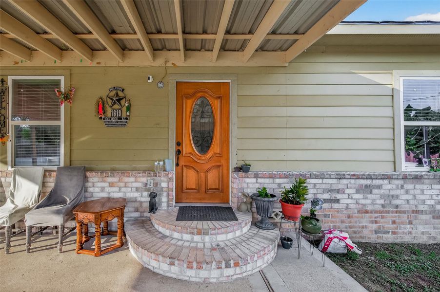 Furnished interior view inside a new home in , Rosharon (Image 15). Furnished interior view inside a new home in , Rosharon (Image 15).