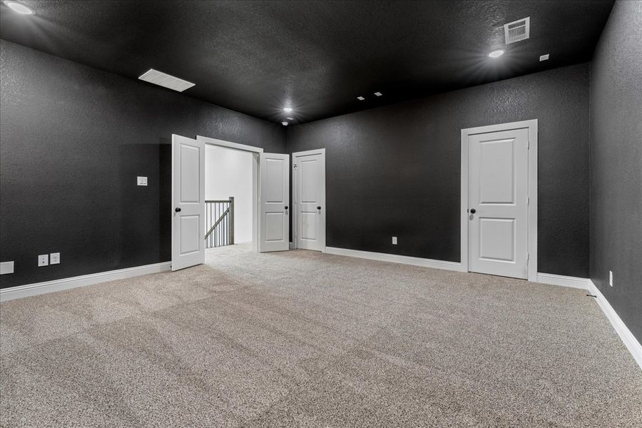 Spacious, unfurnished interior of a new home in Spring Valley Ranch, Paradise (Image 36).