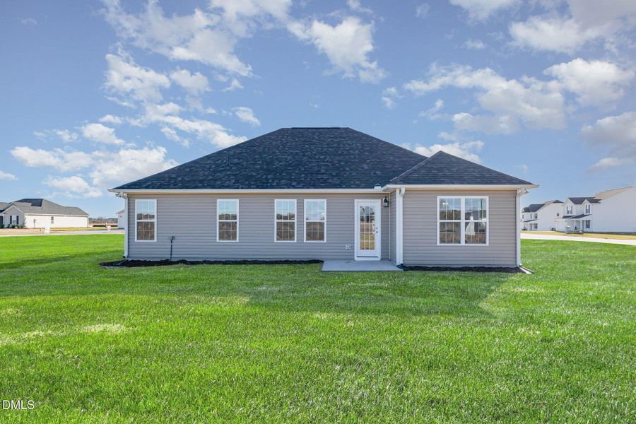 028_img_4346-edit_584