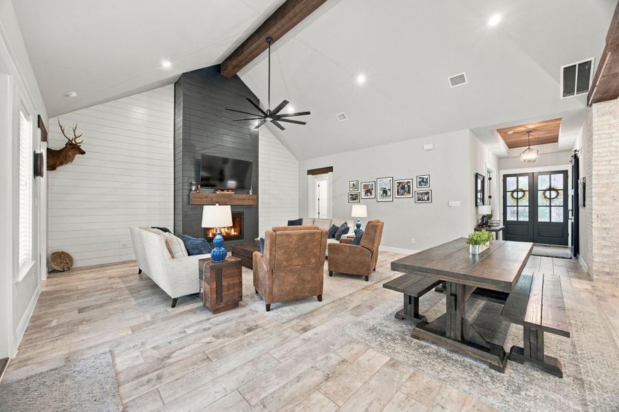 Furnished interior view inside a new home in , Tomball (Image 18).