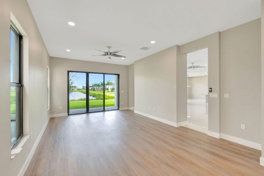 Spacious, unfurnished interior of a new home in , Boca Raton (Image 23).