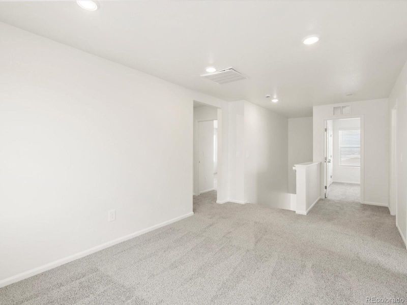 Spacious, unfurnished interior of a new home in Revere at Johnstown, Johnstown (Image 29).