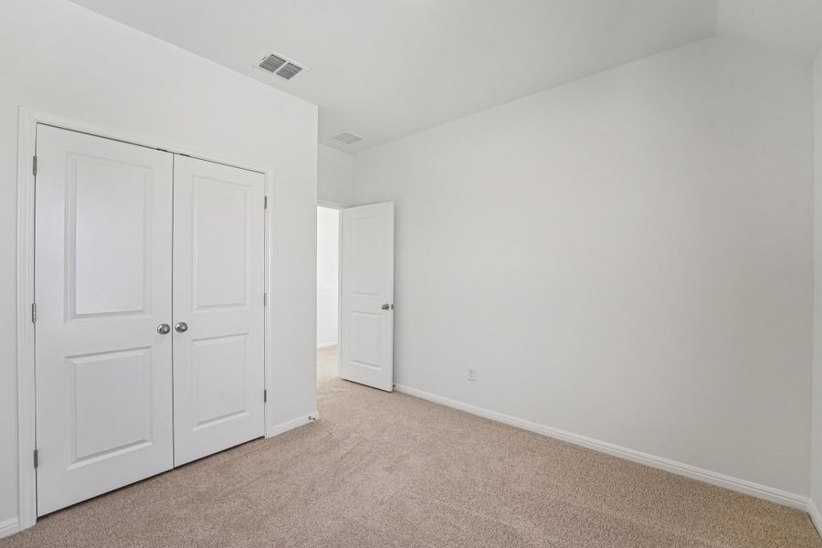Spacious, unfurnished interior of a new home in Sage Hollow, Kyle (Image 21). Spacious, unfurnished interior of a new home in Sage Hollow, Kyle (Image 21).