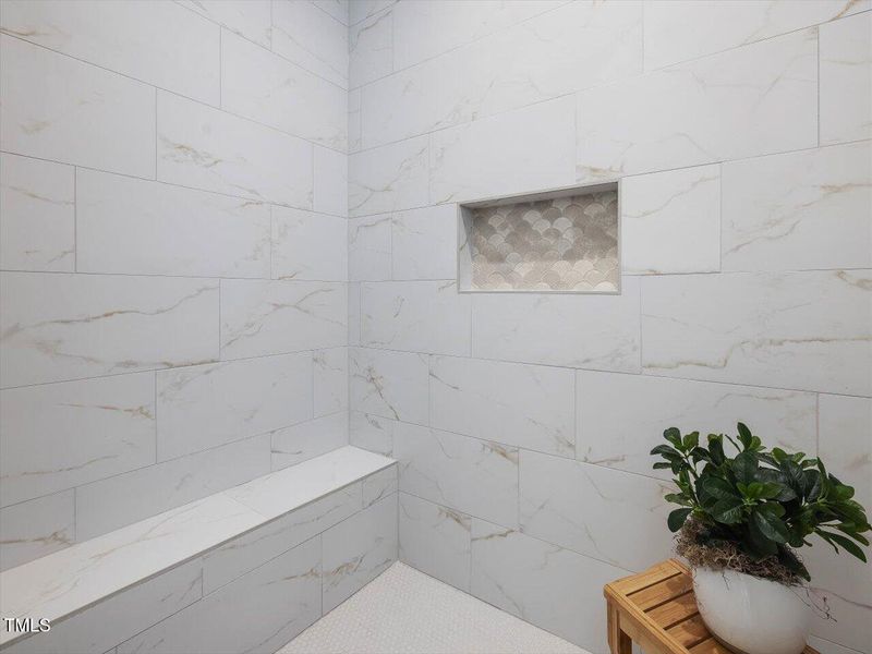 044-Primary Bathroom 044-Primary Bathroom