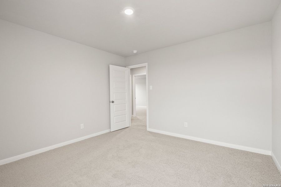 Spacious, unfurnished interior of a new home in Abbott Place, St. Hedwig (Image 12).
