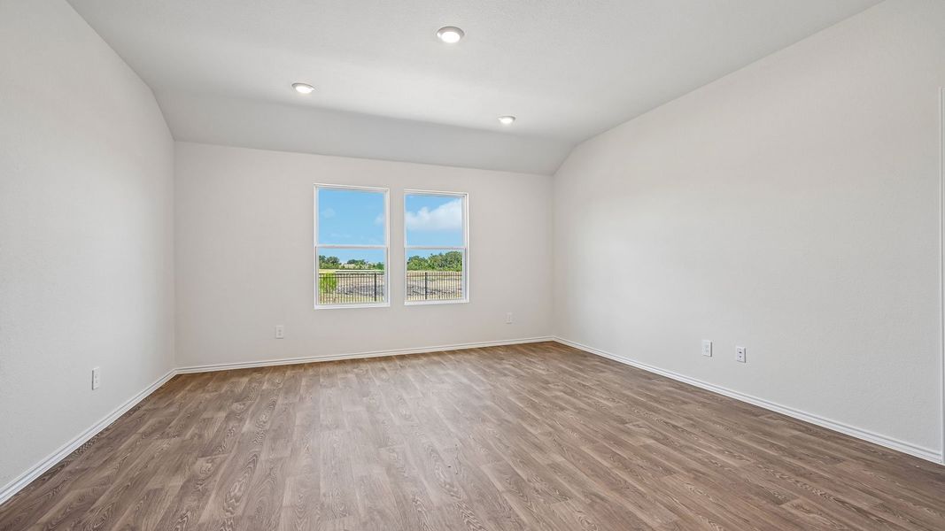 Spacious, unfurnished interior of a new home in Watermill, Uhland (Image 12).