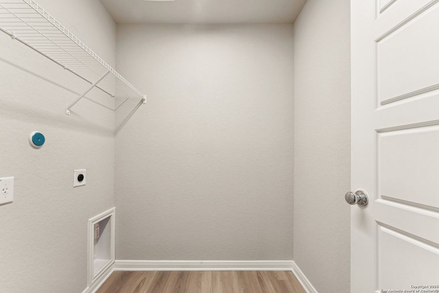 Spacious, unfurnished interior of a new home in Agave, San Antonio (Image 23). Spacious, unfurnished interior of a new home in Agave, San Antonio (Image 23).