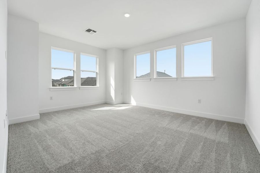 Spacious, unfurnished interior of a new home in Easton Park, Austin (Image 17).
