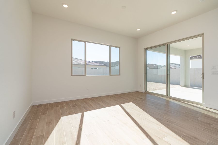 Spacious, unfurnished interior of a new home in Soleo, San Tan Valley (Image 11). Spacious, unfurnished interior of a new home in Soleo, San Tan Valley (Image 11).