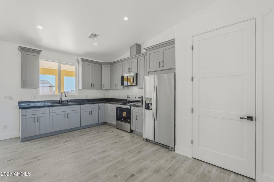 ListerPros-9 ListerPros-9