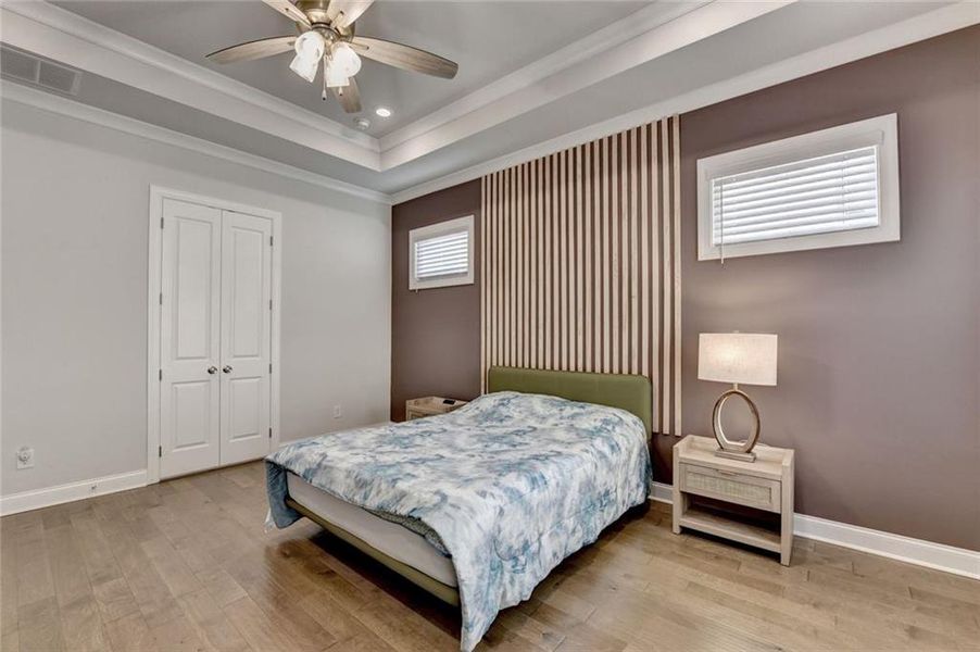 Furnished interior view inside a new home in , Duluth (Image 70).