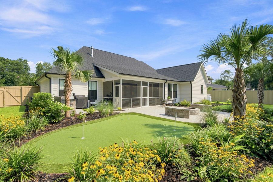 Exterior details and patio area of a home in , Mount Pleasant (Image 35).