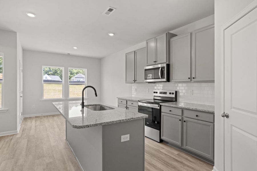 3br New Home in Woodruff, SC.  - Slide 18