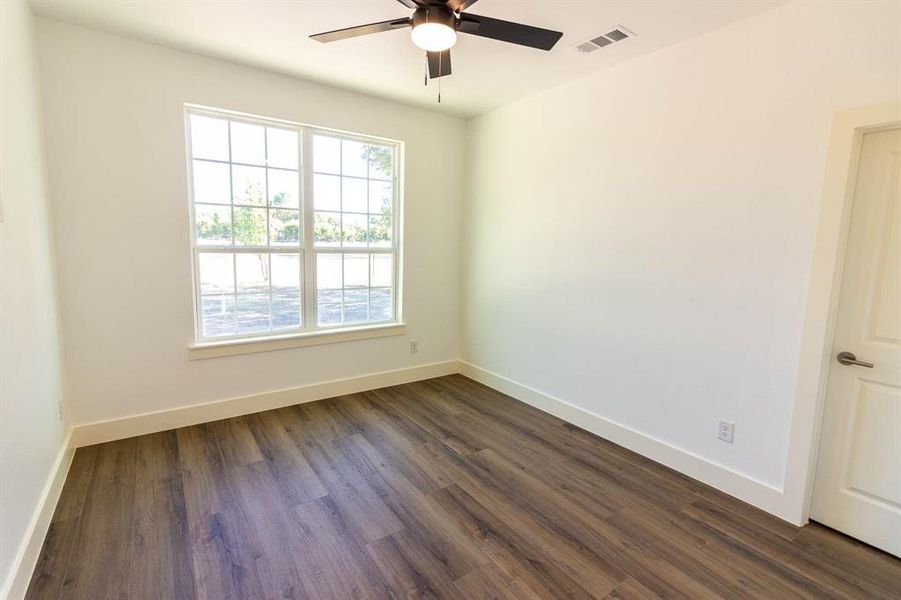 Spacious, unfurnished interior of a new home in , Post Oak Bend City (Image 12).