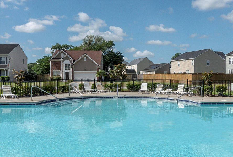 Community amenities in Oakley Pointe, Moncks Corner (Image 42).