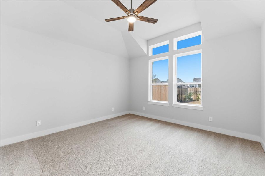 Spacious, unfurnished interior of a new home in Elyson, Katy (Image 18).