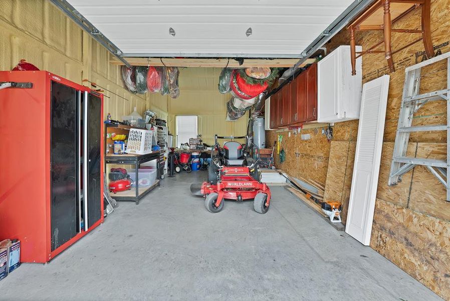 Image 34 of a home in .